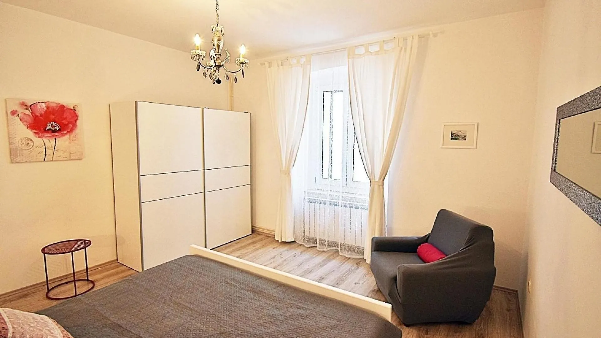 Ferienwohnung Fuer 3 Personen Ca 65 Qm In Fazana-Surida, Istrien Istrische Riviera Valbandon شقة